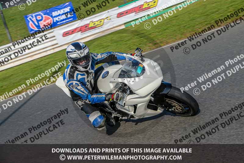 PJM Wedding Photography;enduro digital images;event digital images;eventdigitalimages;mallory park;mallory park photographs;mallory park trackday;mallory park trackday photographs;no limits trackdays;peter wileman photography;racing digital images;trackday digital images;trackday photos